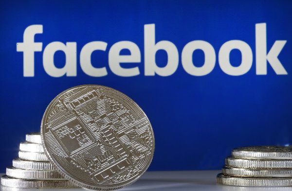 Facebooková kryptoměna vzbuzuje emoce